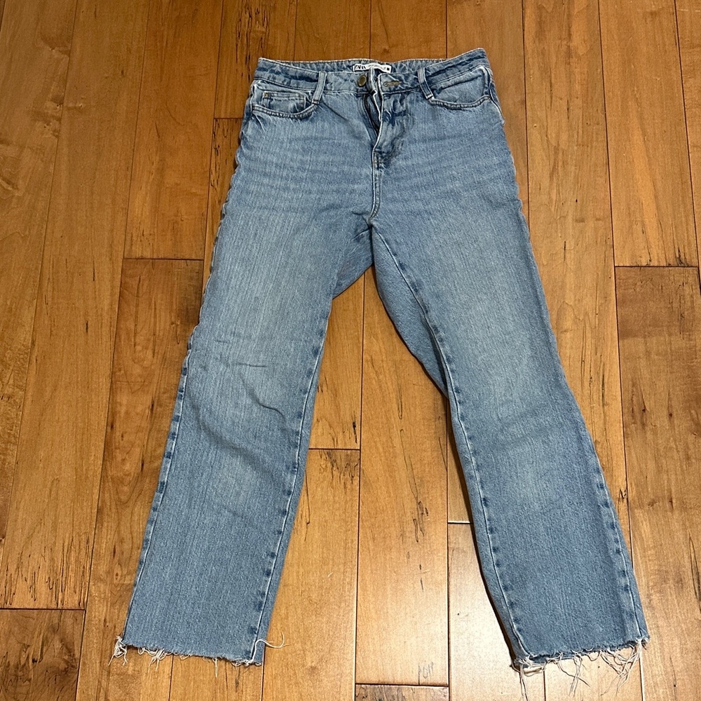 Zara Light Blue Straight Leg Jeans for Women